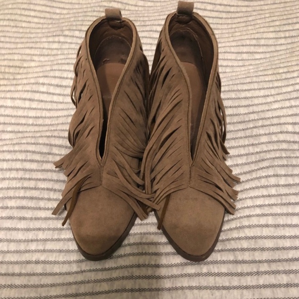 Size 6.5 but fits as size 7